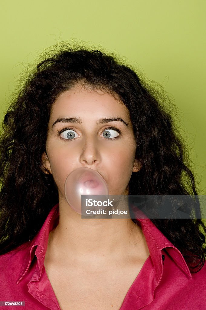 Mandare di gomma da masticare - Foto stock royalty-free di Adulto