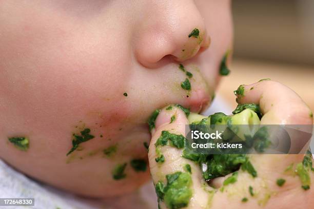 Lecker Stockfoto und mehr Bilder von Baby - Baby, Essen - Mund benutzen, Büfett