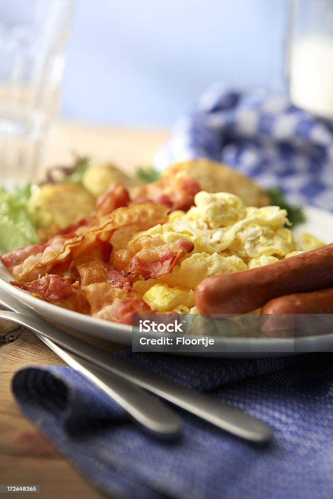 Desayuno imágenes fijas: Huevos revueltos - Foto de stock de Alimento libre de derechos