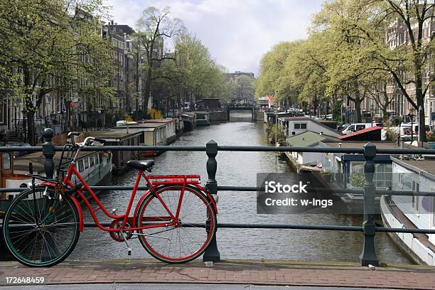 Amsterdam City Scena - zdjęcia stockowe i więcej obrazów Amsterdam - Amsterdam, Balustrada - Granica, Bicykl