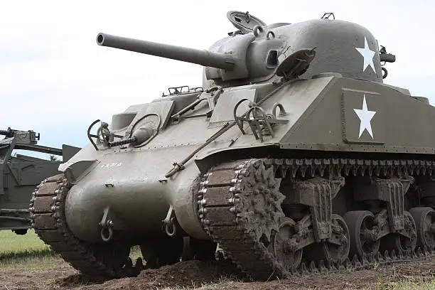 This is a WWII tank with 72 MM gun.
