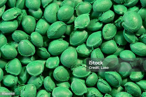 Grãosplástico - Fotografias de stock e mais imagens de Colorido - Colorido, Cor verde, Em Tiras
