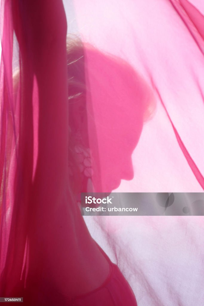 Розовый профиль - Стоковые фото iStockalypse роялти-фри