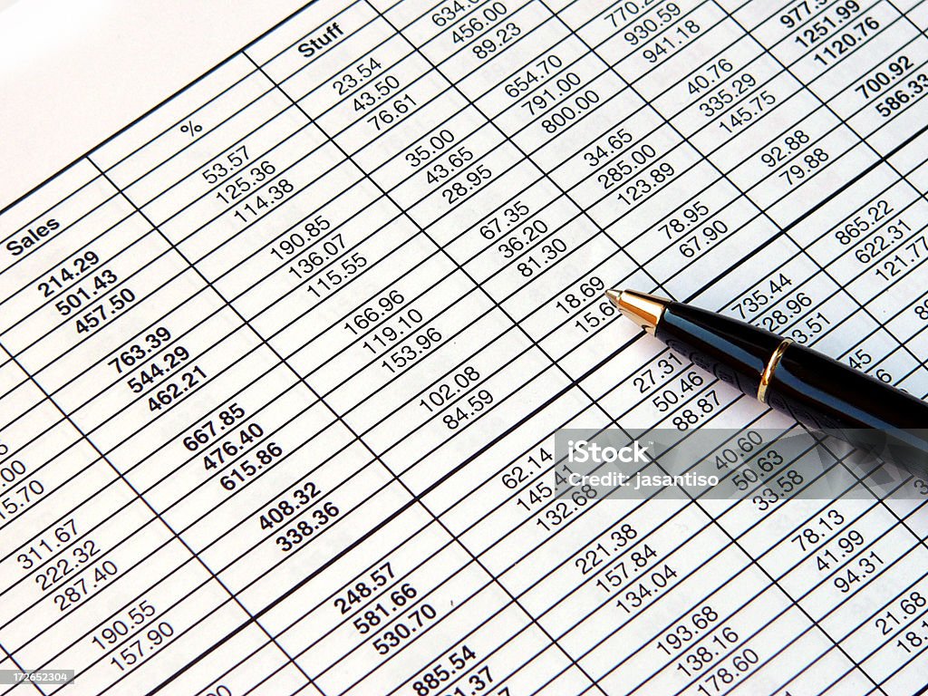 Tabelle und Stift - Lizenzfrei Ausverkauf Stock-Foto