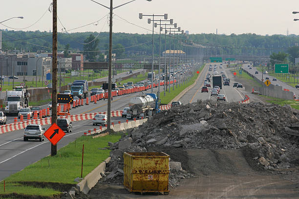 Deviated highway under repair  buzbuzzer montreal city stock pictures, royalty-free photos & images