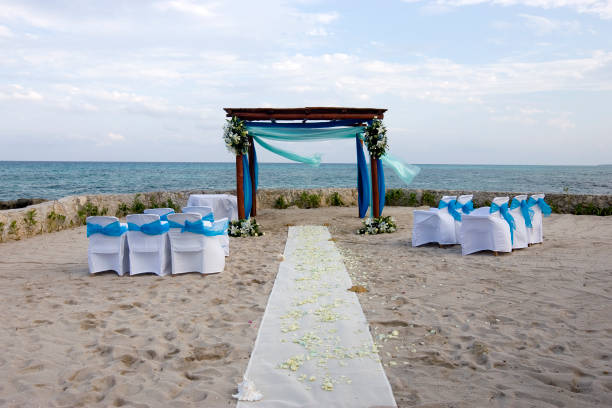 istock Alter and Chairs for Tropical Beach Wedding, Empty, Copy Space 172652997