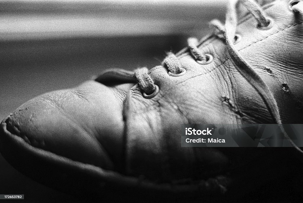 Vecchie scarpe - Foto stock royalty-free di Allenatore