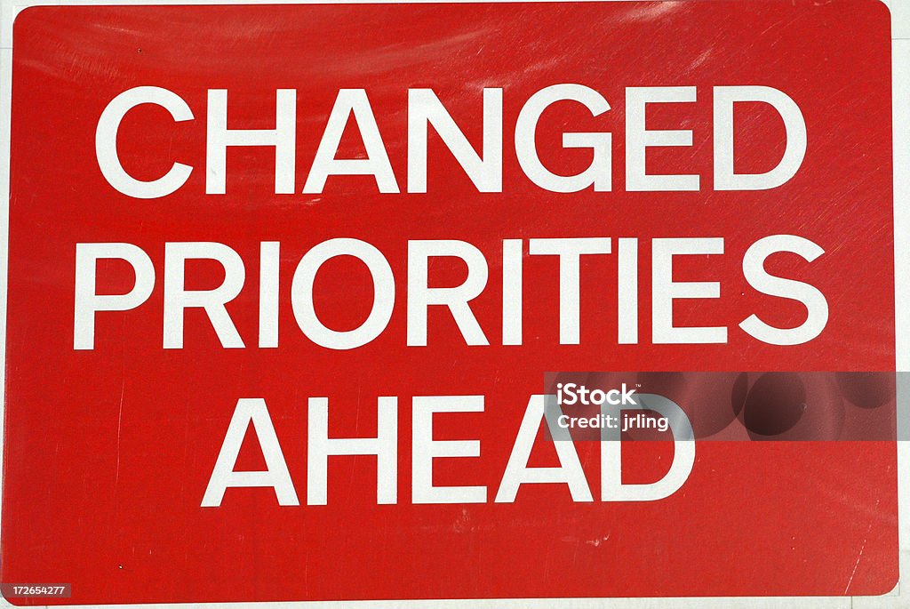 Alterado prioridades frente - Foto de stock de Aprimoramento royalty-free