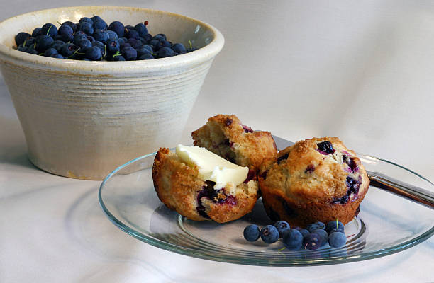 mmmm.muffins - muffin blueberry muffin blueberry butter стоковые фото и изображения