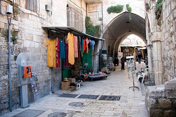 istock Streets of Jerusalem 172656272