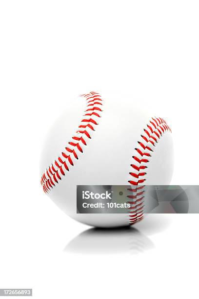 Palla Di Base - Fotografie stock e altre immagini di Allenamento estivo di baseball - Allenamento estivo di baseball, Autunno, Baseball