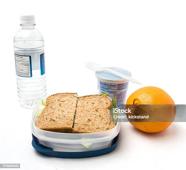 Almuerzo Saludable Foto de stock y más banco de imágenes de Almuerzo en lonchera - Almuerzo en lonchera, Fondo blanco, Agua