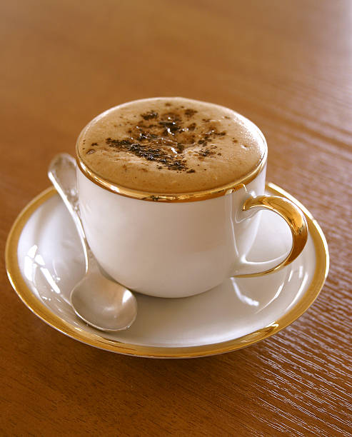 tasse de cappuccino - foamed milk photos et images de collection
