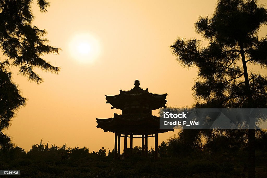 Asia tramonto - Foto stock royalty-free di Gazebo