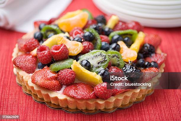 Tarte De Fruta De Conde De Pastelaria - Fotografias de stock e mais imagens de Tarte de Fruta - Tarte de Fruta, Tangerina, Ananás