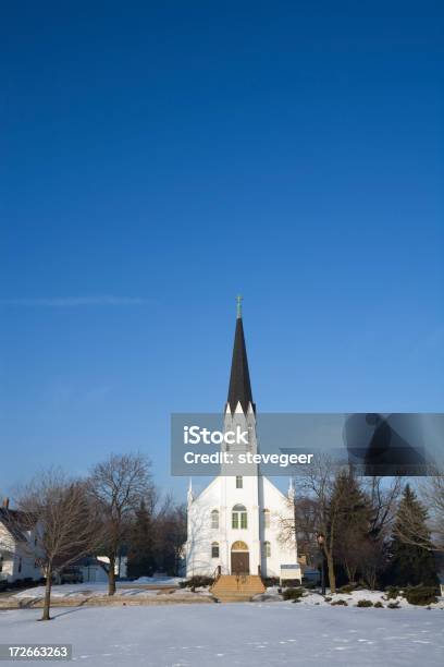 Weiße Kirche Blauen Himmel Stockfoto und mehr Bilder von Itasca-Staatspark - Itasca-Staatspark, Illinois, Architektur