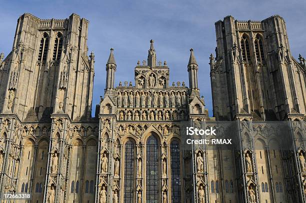 Catedral De Wells De Somerset Em Inglaterra - Fotografias de stock e mais imagens de Arquitetura - Arquitetura, Caraterística Arquitetural, Catedral