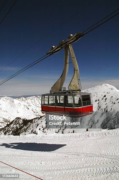 Foto de Ski Bonde 02 e mais fotos de stock de Esqui - Equipamento esportivo - Esqui - Equipamento esportivo, Alto contraste, Aventura