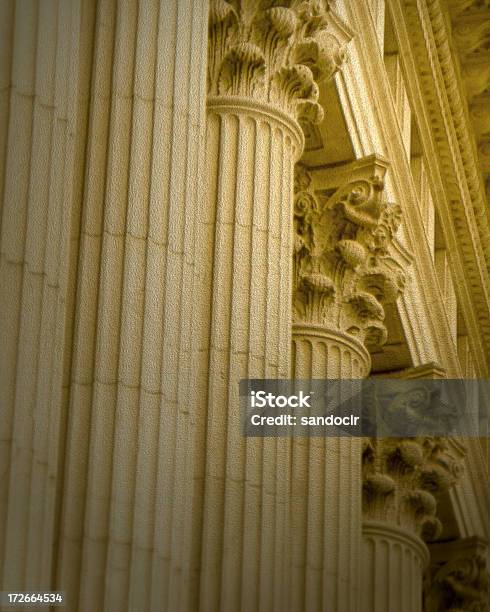 Colunastexturizado - Fotografias de stock e mais imagens de Apoiar - Apoiar, Apoio, Arquitetura