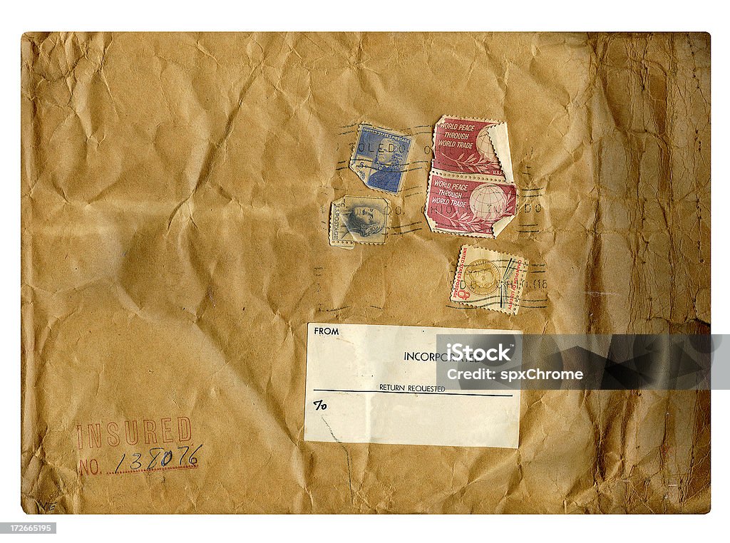 Старый Почтовый конверт с мягкой подкладкой штампы - Стоковые фото Конверт роялти-фри