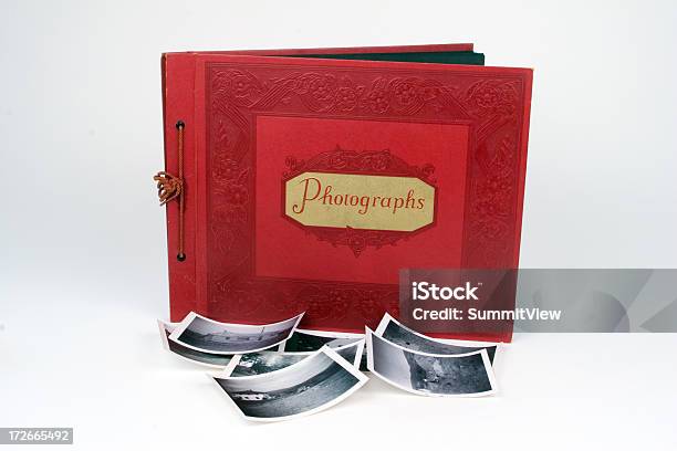 Vecchio Album Di Foto 2 - Fotografie stock e altre immagini di Album fotografico - Album fotografico, Album di ritagli, Antico - Vecchio stile