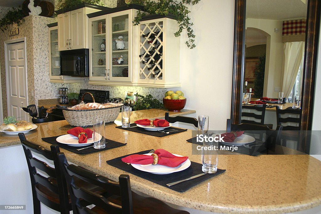 Listo para el desayuno - Foto de stock de Casa rural libre de derechos