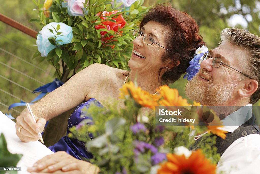 Firmar el registro - Foto de stock de Boda libre de derechos