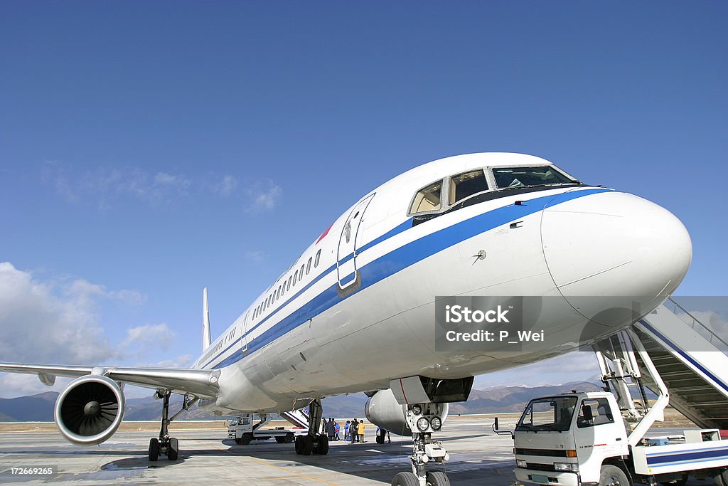 Avião! Jet em Tarmack - Royalty-free Alfalto Foto de stock