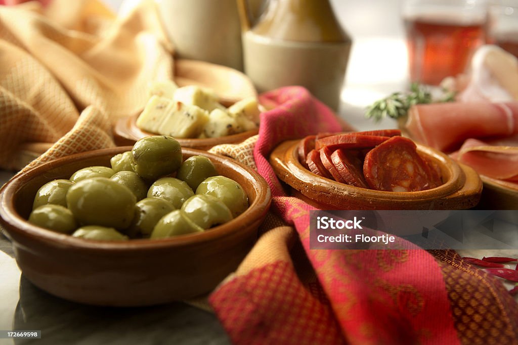 Spagnolo immagini: Tapas - Foto stock royalty-free di Chorizo