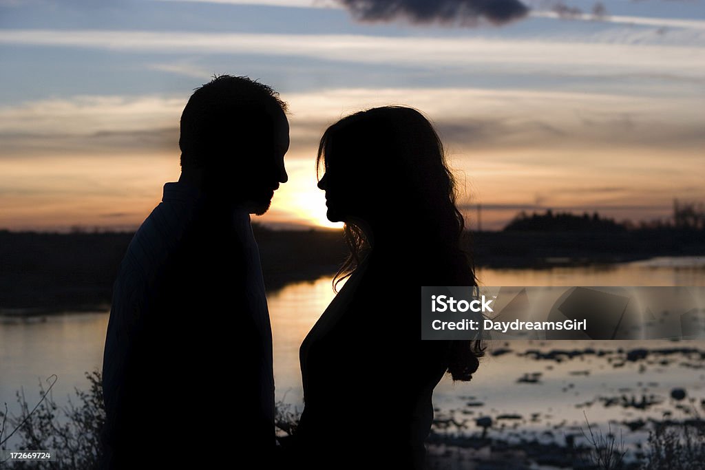 Silhueta de casal - Foto de stock de Adulto royalty-free