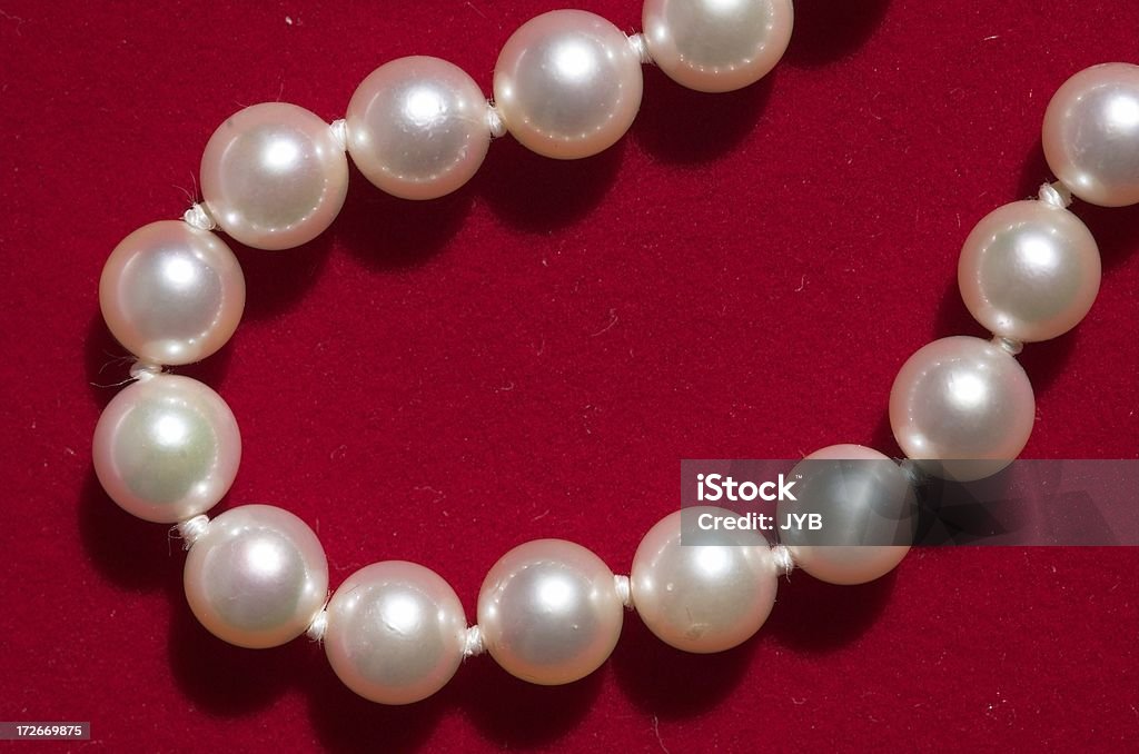 Perlas de color blanco - Foto de stock de Adulto libre de derechos