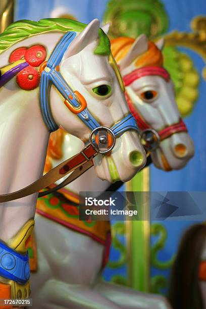 Wesołe Ride Konie - zdjęcia stockowe i więcej obrazów Koń - Koń, Mecz - Sport, Aspiracje
