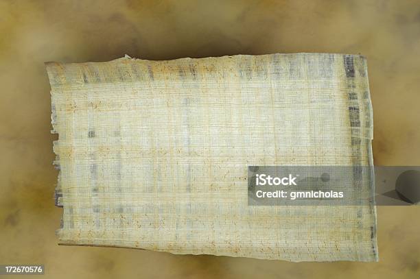 Starożytny Papieru - zdjęcia stockowe i więcej obrazów Brudny - Brudny, Część ciała zwierzęcia, Dokument