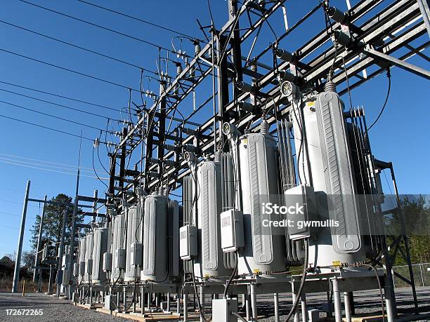 전기 변전소 전기-연료 및 전력 생산에 대한 스톡 사진 및 기타 이미지 - 전기-연료 및 전력 생산, 전기 변전소, 고압 변압기