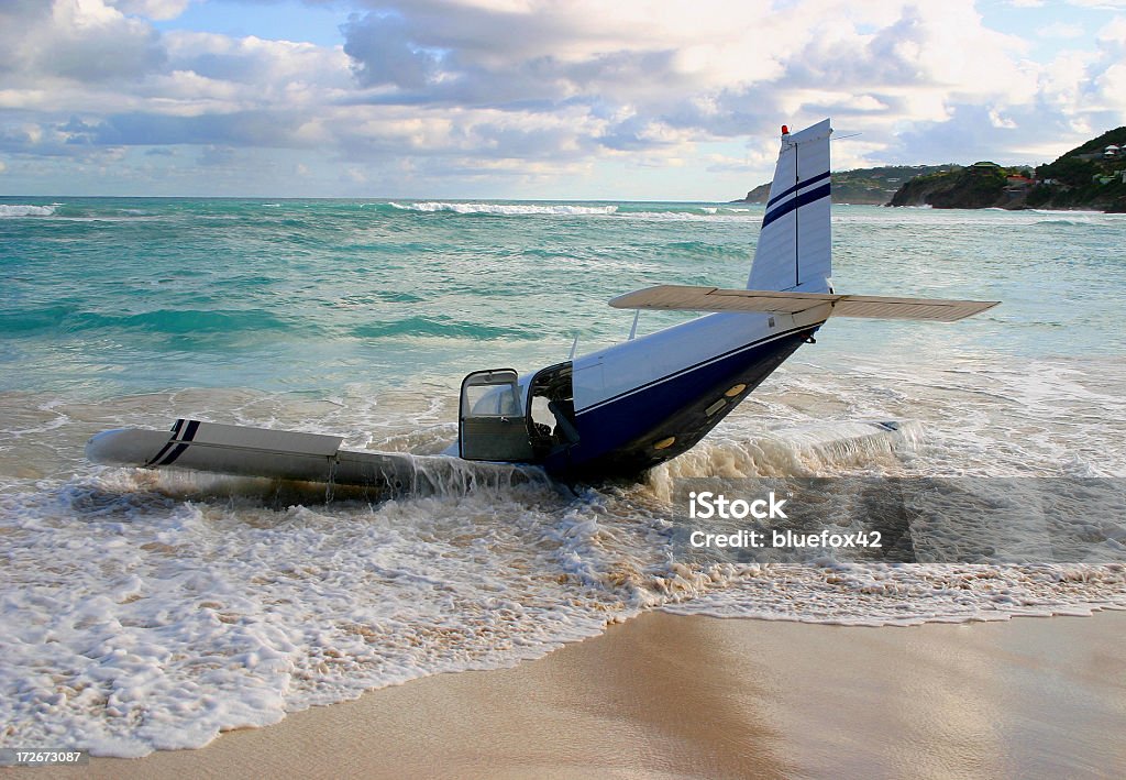 Aviones no flotador - Foto de stock de Accidente aéreo libre de derechos