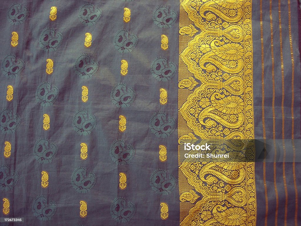 Viola e verde Sari - Foto stock royalty-free di Sari