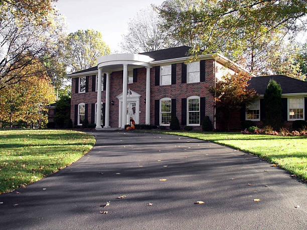 istock Large Suburban Brick Home 172675224