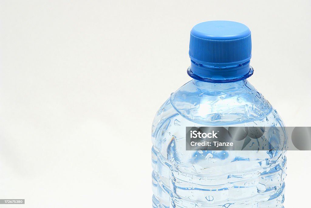 Bottiglia d'acqua - Foto stock royalty-free di Acqua