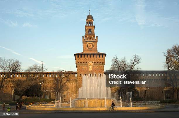 Castelo - zdjęcia stockowe i więcej obrazów Architektura - Architektura, Fontanna, Fotografika