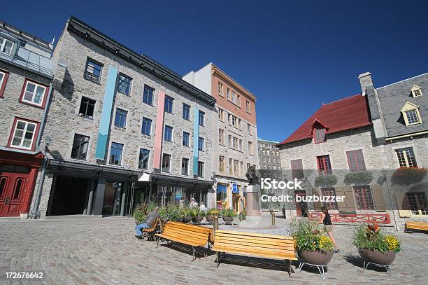 Foto de Place Royale No Distrito De Old Quebec City e mais fotos de stock de Cidade de Quebec - Cidade de Quebec, Colonial, Mercado - Espaço de Venda no Varejo