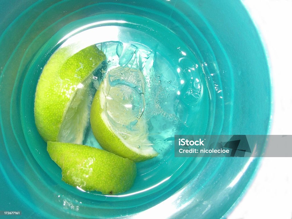 Алкогольные напитки - Стоковые фото Джин-тоник роялти-фри