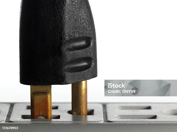 Anschluss In Stockfoto und mehr Bilder von Dreipoliger Stecker - Dreipoliger Stecker, Elektrizität, Energieindustrie