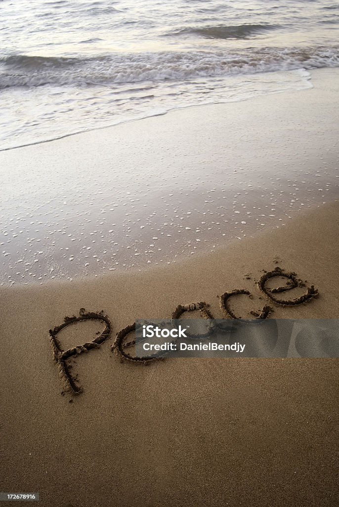 Peace schriftliche In den Sand - Lizenzfrei Brandung Stock-Foto