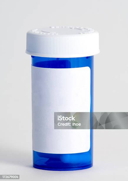 Gestell Aus Blauem Kunststoff Medizinbehälter Stockfoto und mehr Bilder von Tablettenfläschchen - Tablettenfläschchen, Flasche, Medikament