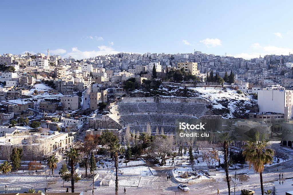 Teatro romano di Amman inverno - Foto stock royalty-free di Neve