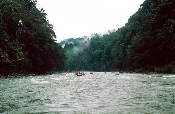 istock Rafting in Costa Rica 172686363