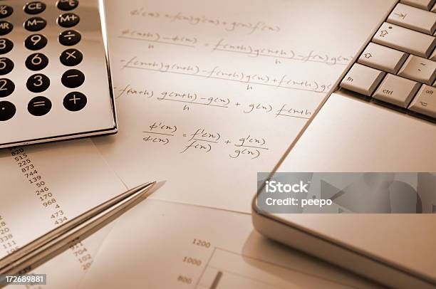 Mathematische Formel Series Stockfoto und mehr Bilder von Analysieren - Analysieren, Bildschärfe, Bildung