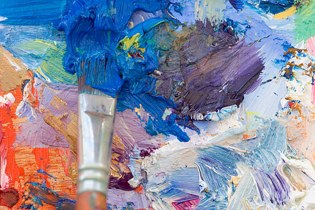 istock Artists oil painting palette 172692346