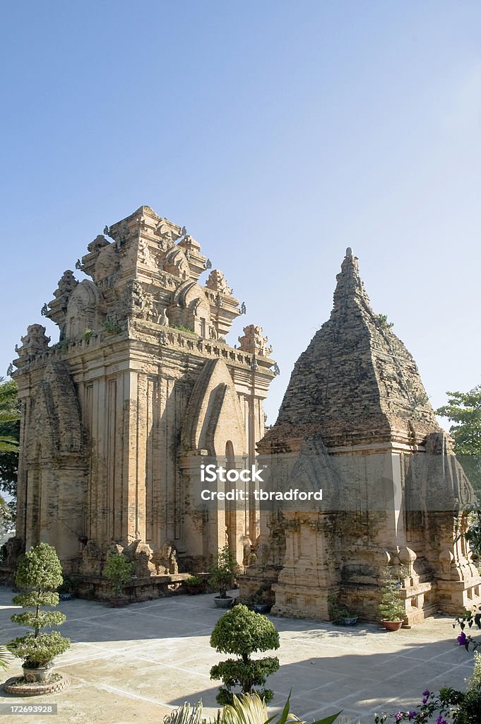 Cham-Türme In Nha Trang, Vietnam - Lizenzfrei Architektur Stock-Foto