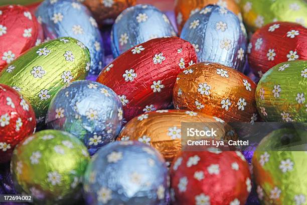 Color De Los Huevos De Pascua 16 Foto de stock y más banco de imágenes de Alimento - Alimento, Aluminio, Azul